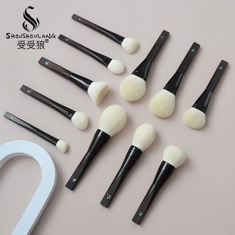 Shoushoulang Hand Crafted Makeup Brush Soft Tiny Tips Goat Hair 1PC Face Powder Blush Contour Brush Ebony Handle Makeup Brushes