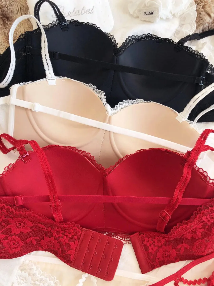 Kvinnors sömlösa underklädesset Sexiga spetsblommor Broderi BH Tjocka 1/2 kopp Push Up BH:ar Avtagbar rem Underkläder Trosor Set