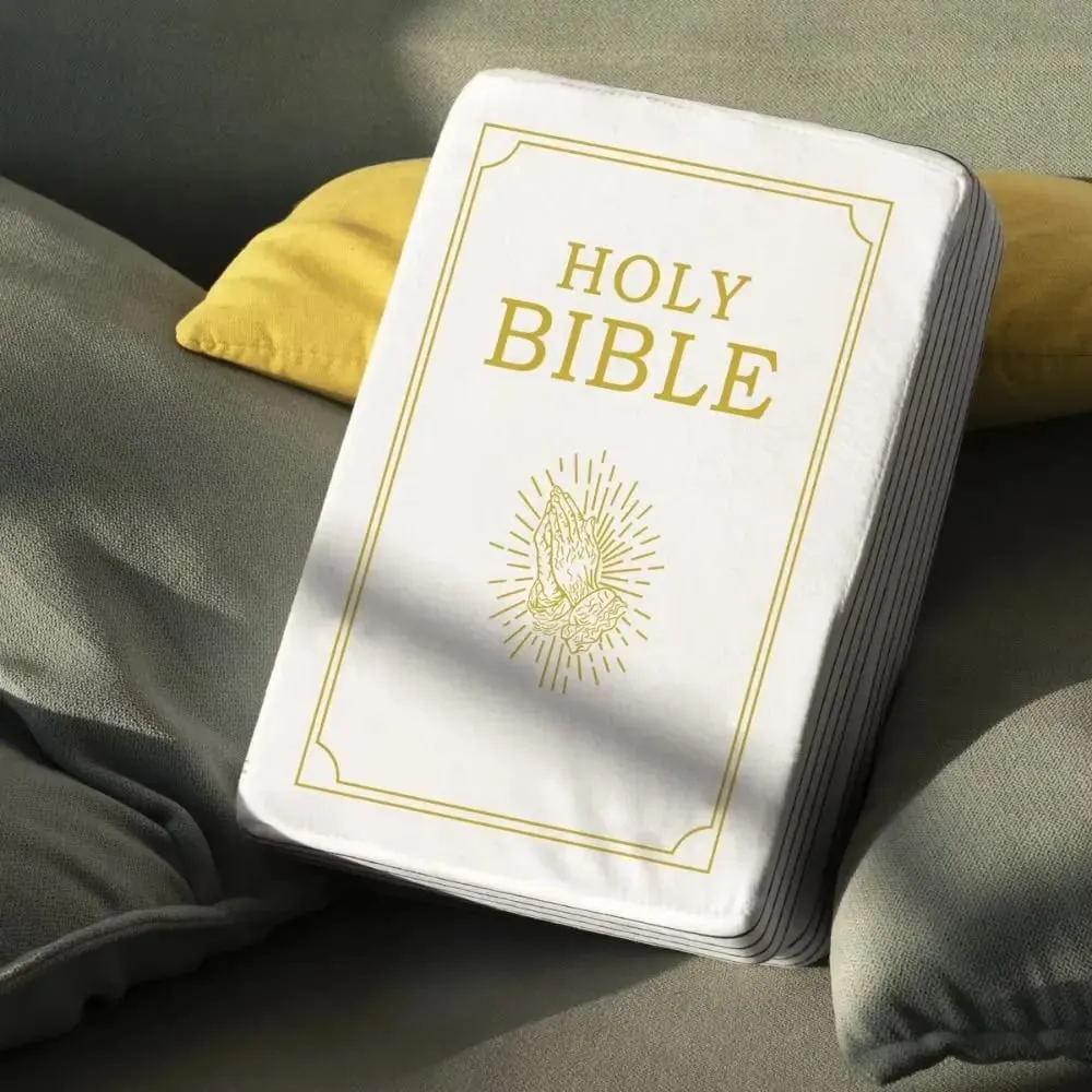 Living Room Realistic Looking Bible Pillow Sofa Cushion Bible Throw Pillow 33*22cm Cutest Bible Cushion Christmas Present