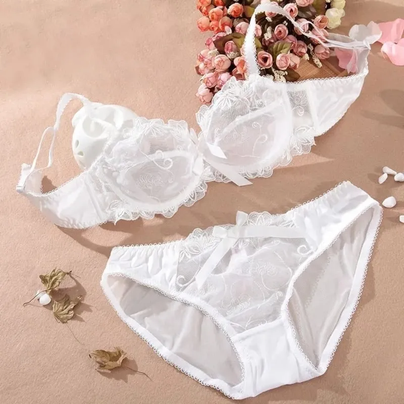 Sutiã e calcinha feminino bordado francês renda bralette sem fio triângulo copo sutiã elegante alças finas pequena capa de peito lingerie