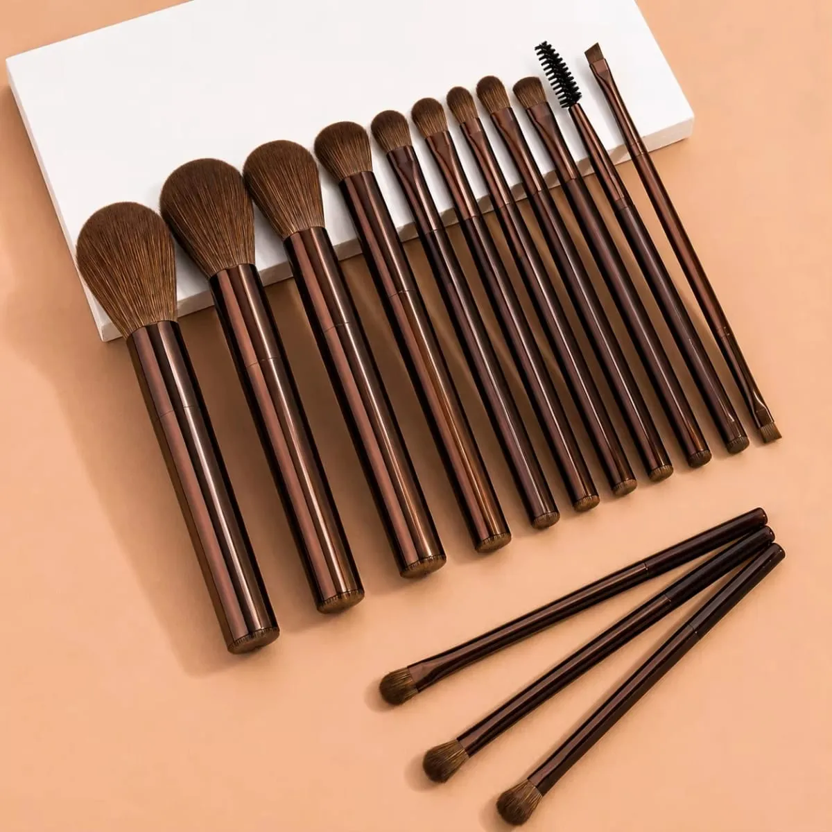 16pcs Makeup Tools Including 13pcs Makeup Brushes Set + 1pc Makeup Bag + 2pcs Air Puff Accessories Foundation Brush Blush Brush.