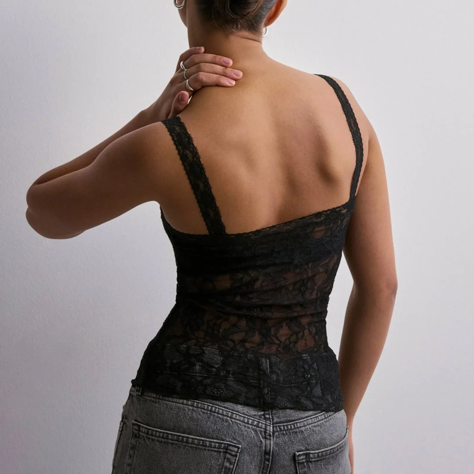 hirigin Aesthetic Slim Fit Camis Retro Floral Lace Sheer Crop Tops Cottage Grunge Sleeveless Shirt Vest Y2k Vintage Tank Tops — image 4