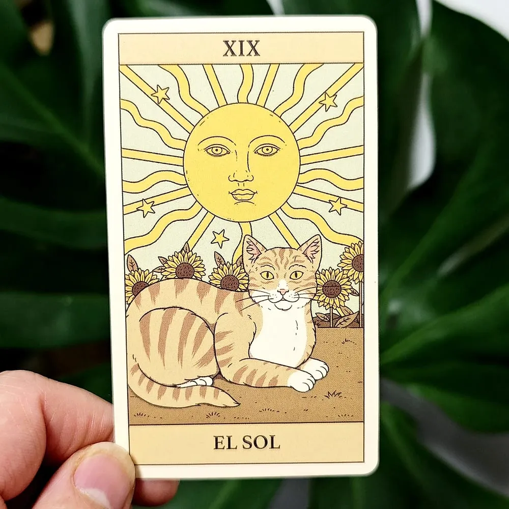 Cats Rule The Earth Tarot 78-Card Deck for The Feline-Obsessed Spanish Edition 10.3*6cm — image 2