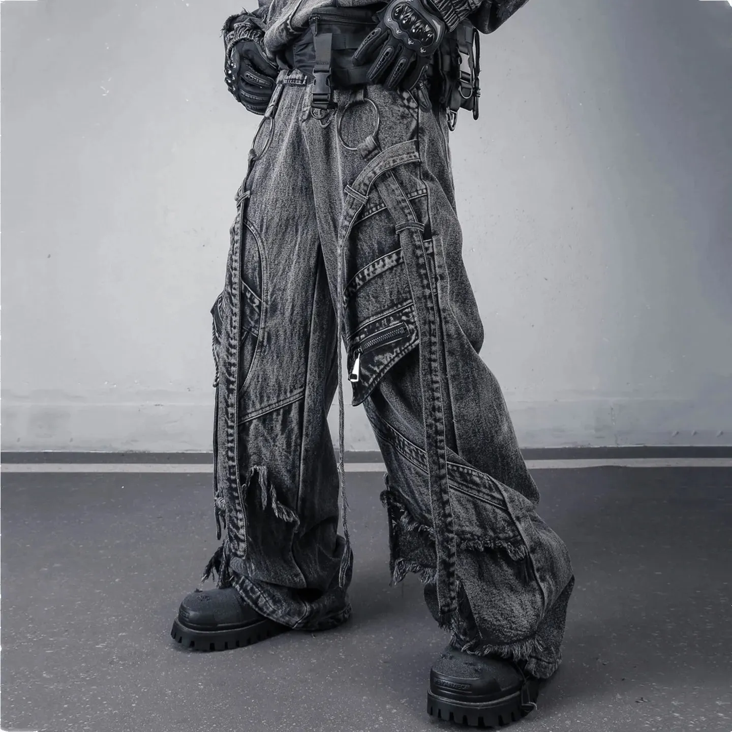 Deconstructed Straps Washed Vintage Cargo Jeans Man Woman Techwear Wasteland Style Wide Leg Tactical Baggy Pants Street Wear