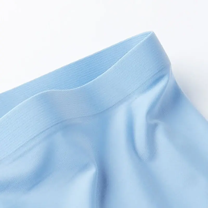 10 Buah Celana Boxer Ultratipis Mulus Seksi Sutra Es Pria Celana Pendek Pakaian Dalam Celana Dalam Pria Celana Dalam Sejuk