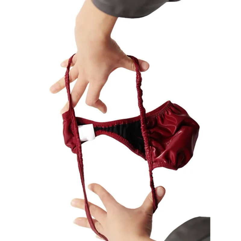 Seksi Erkek PVC Parlak U Dışbükey Kese Külot Alçak G-string Lateks Yağ Kasvetli Seksi Tanga Carapace U Bulge Iç Çamaşırı