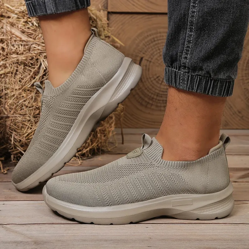 Men's Solid Color EVA Casual Shoe Lightweight Comfortable Single Sole Non-Tiring Footwear for Everyday Use Men's Shoes