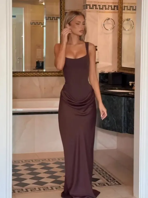 우아한 노란색 Strapless Pleated 롱 드레스 여성 세련된 솔리드 민소매 허리 Cinching 분할 가운 2026 레이디 이브닝 파티 가운