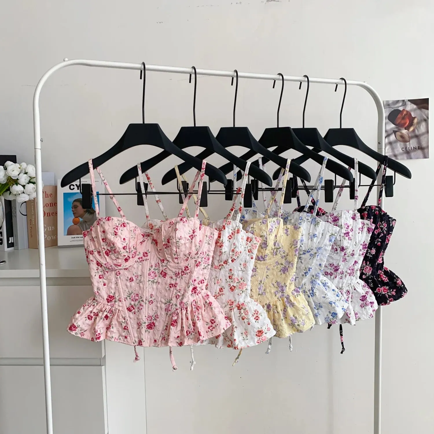 Sexy magro espartilho plissado impressão chique coreano camis regata básica moda fora do ombro roupas femininas de verão