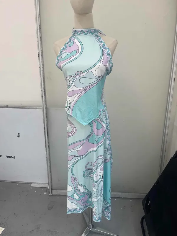 Dámské sexy tištěné šaty s ohlávkou bez rukávů, s rameny, bez zad, volný, nepravidelný, elegantní župan 2026, ženy, dovolená, ulice, vestidos