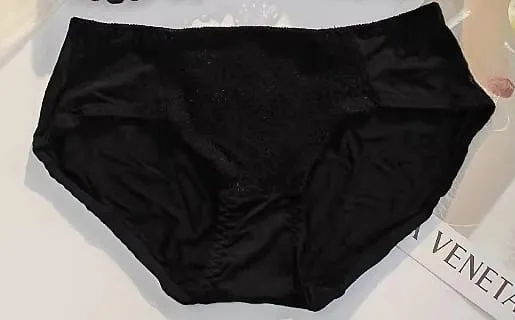 Set di lingerie sexy in pizzo push up imbottito spesso per il seno piccolo che migliora il modellamento del reggiseno a mezza coppa nascosto intimo intimo