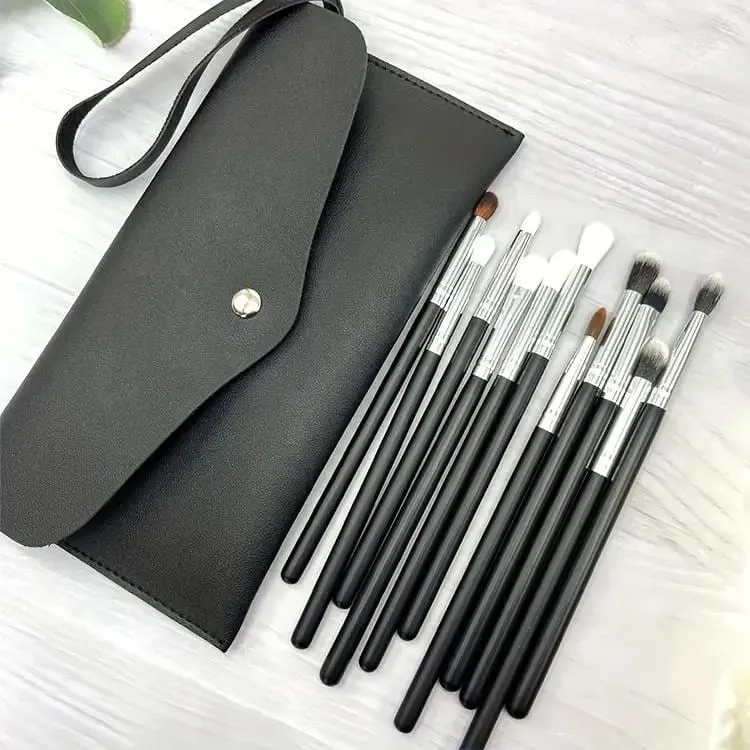 Versatile 11pcs Soft Synthetic Eyeshadow Brush Set with Nylon Bristles Wooden Handles Fragrance-Free for All Skin Types