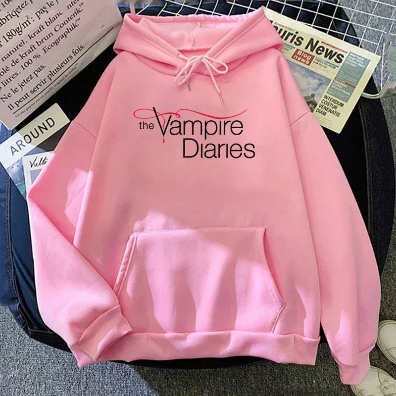 2026 Nuovo The Vampire Diaries Stampa Felpa con cappuccio Donna Uomo Casual Magliette e camicette Autunno E Inverno Felpe Manica Lunga Harajuku Pullover