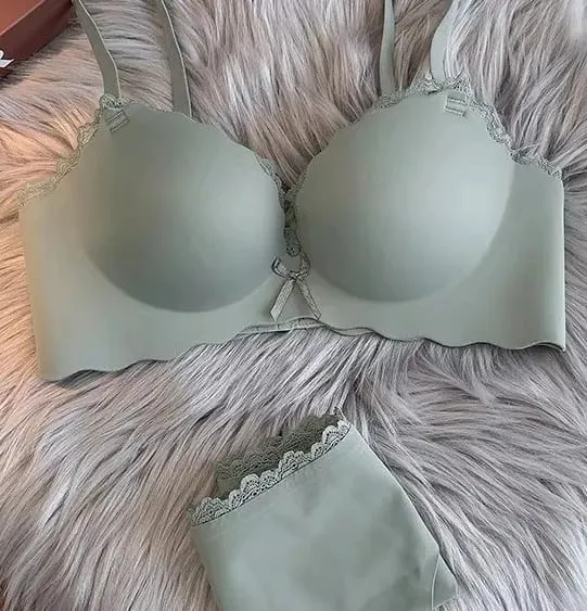 Hot Selling Ladies Push Up Bra Set Seamless Wireless Support Anti-Sagging Comfort Lingerie Set S-XL Young Women Daily Soft Wear