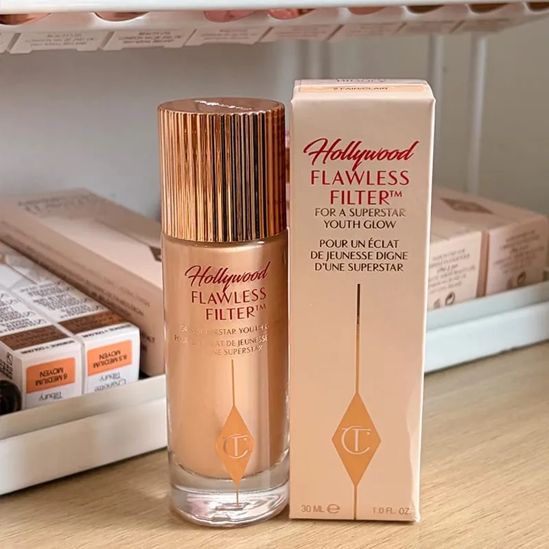 Charlotte Tilbury CT Highlighter Foundation hellt kontinuierlich die Textur des Make-up-Feuchtigkeits-Concealers im Puder auf
