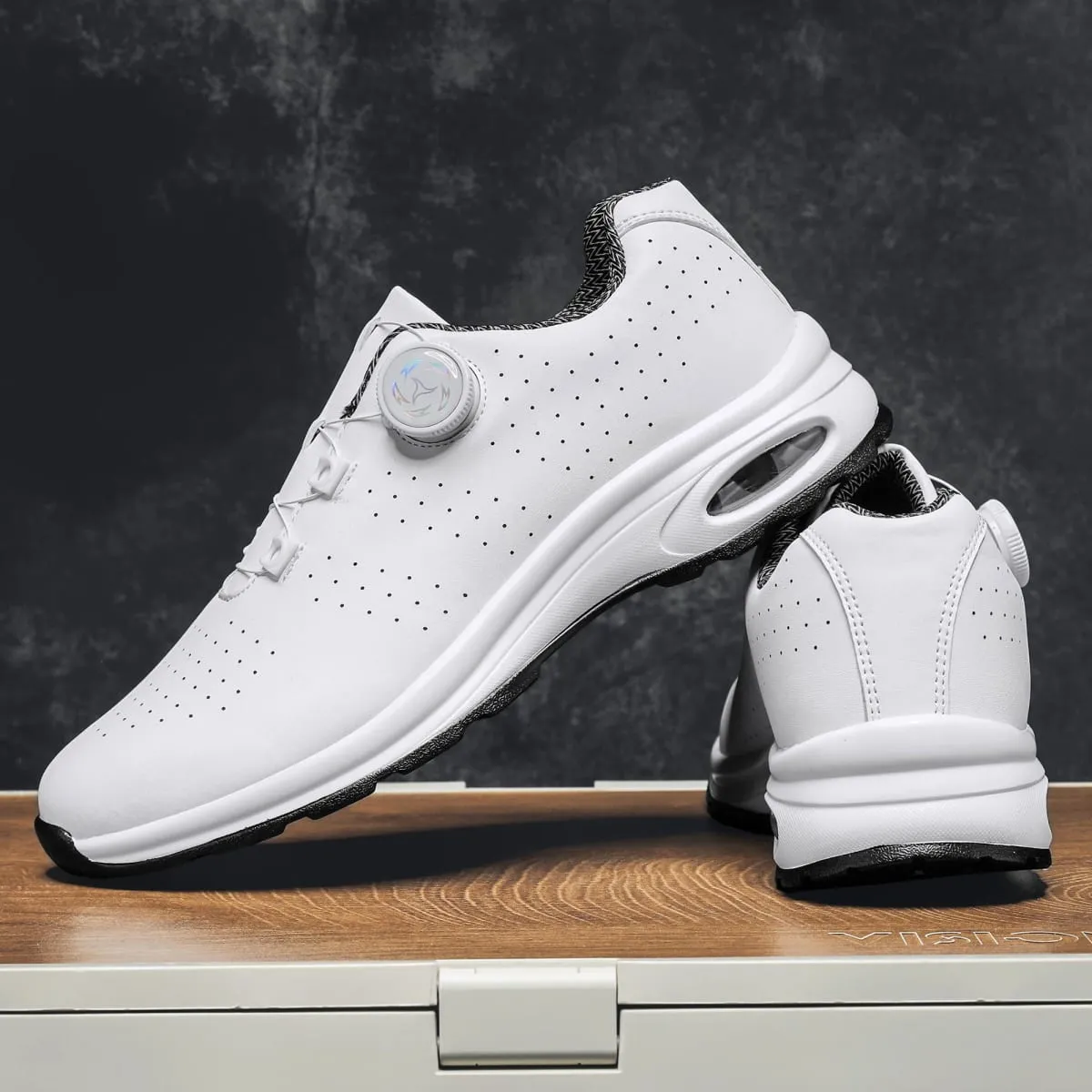 Simple Nen's Casual shoes With Comfortable and Breathable design Air-cushioned sole Suitable for Outdoor Cycling and Golfing.