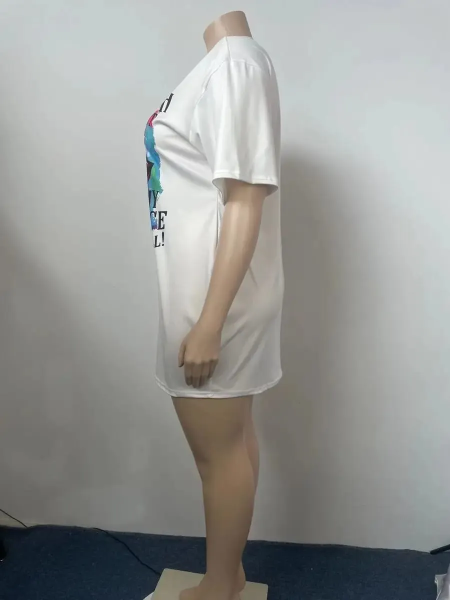 女款夏季休閒時尚寬鬆大尺碼字母唇印圖案印花短袖夏季T卹洋裝
