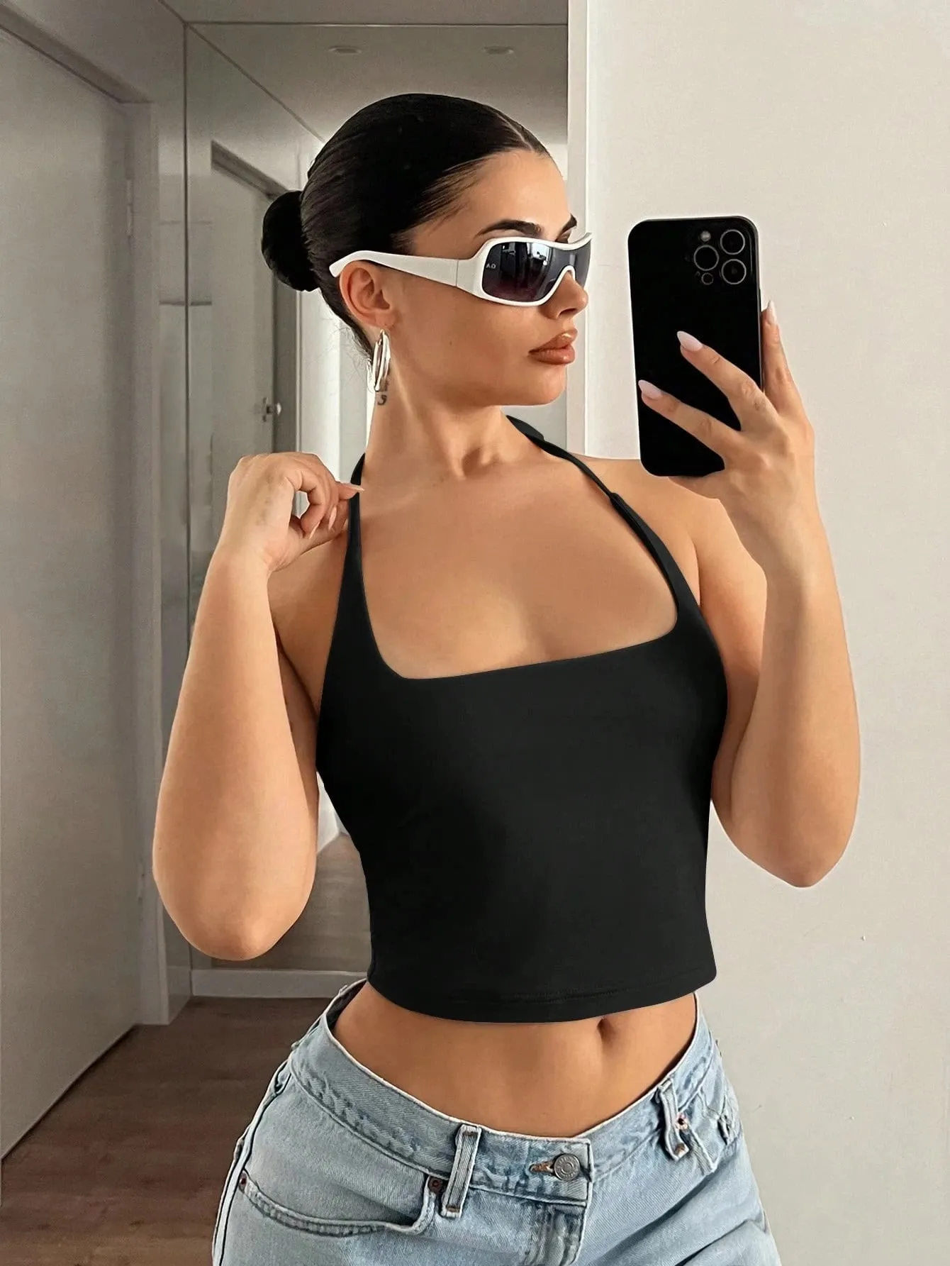 Women's Sexy Slim Fit Halter Neck Backless Back Tie-Strap Cami Top Casual Solid Color Spaghetti Straps Crop Top Spring/Summer