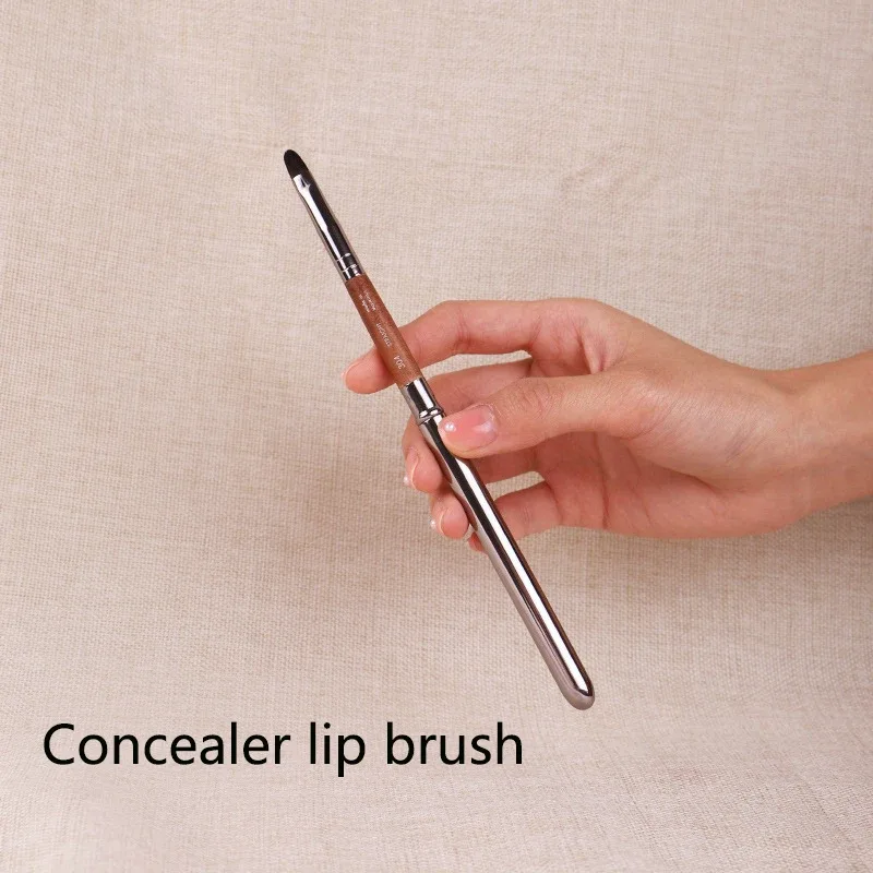 Professional Soft Makeup Brush Makeup Tools Liquid Foundation Concealer Make Up Brush Wood Handle Brushes Beauty Tool Wholesale