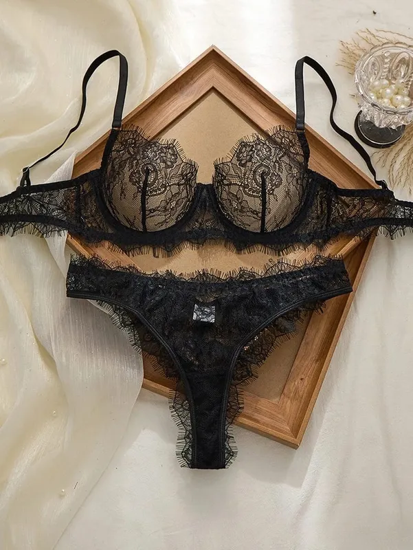 Ladies' Basic Style Thin Lace Bra and Panty Set Seamless Single Layer Eyelet Underwear Comfortable Intimate Apparel