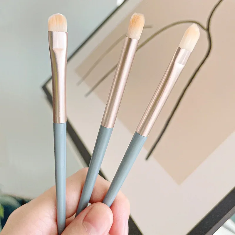 3Pcs/set Pro Makeup Cosmetics Brushes EyeShadows Blending Smudge Brush Makeup Brush Eye Liner Lying Silkworm Brush Beauty Tools