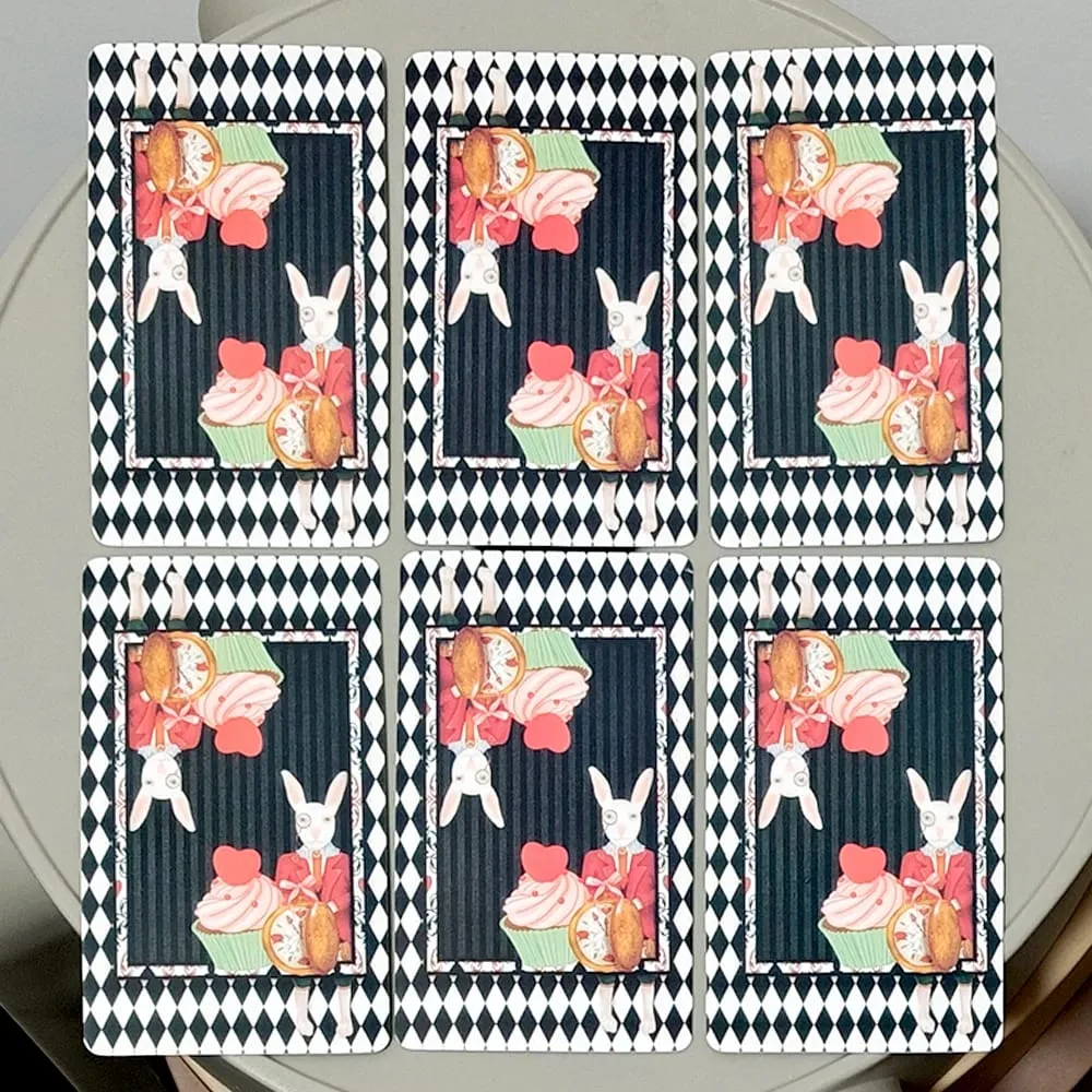 Alice in Tarotland: Een grillige reis met 78 kaarten door het konijnenhol – Klassiek Tarotdek 10,3 * 6 cm