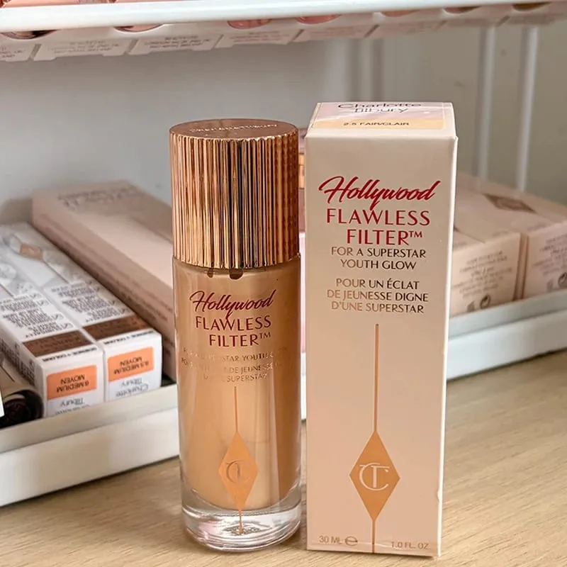 Charlotte Tilbury CT Highlighter Foundation hellt kontinuierlich die Textur des Make-up-Feuchtigkeits-Concealers im Puder auf