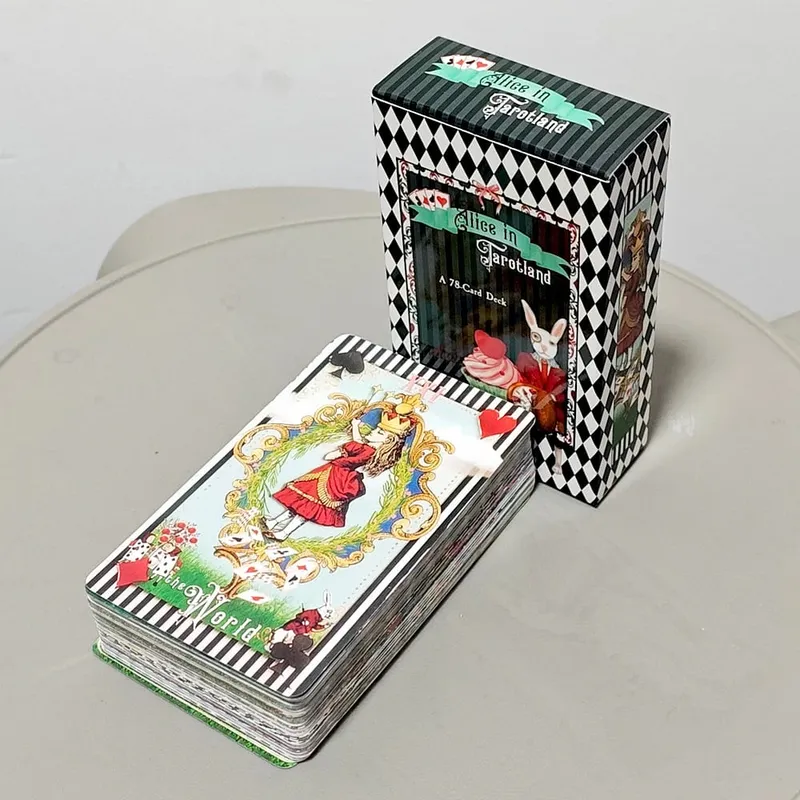 Alice in Tarotland: Perjalanan 78 Kad An