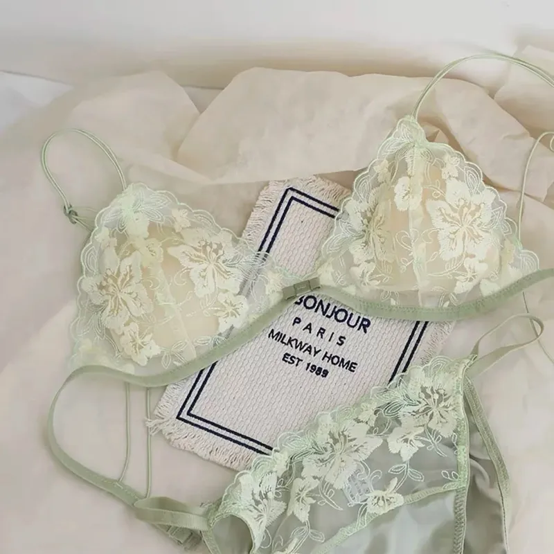 French Triangle Cup Bralette Embroidered Lace Wireless See Through Hollow Out Sexy Pure Desire Lingerie Set MOYISU Sexy Tushy