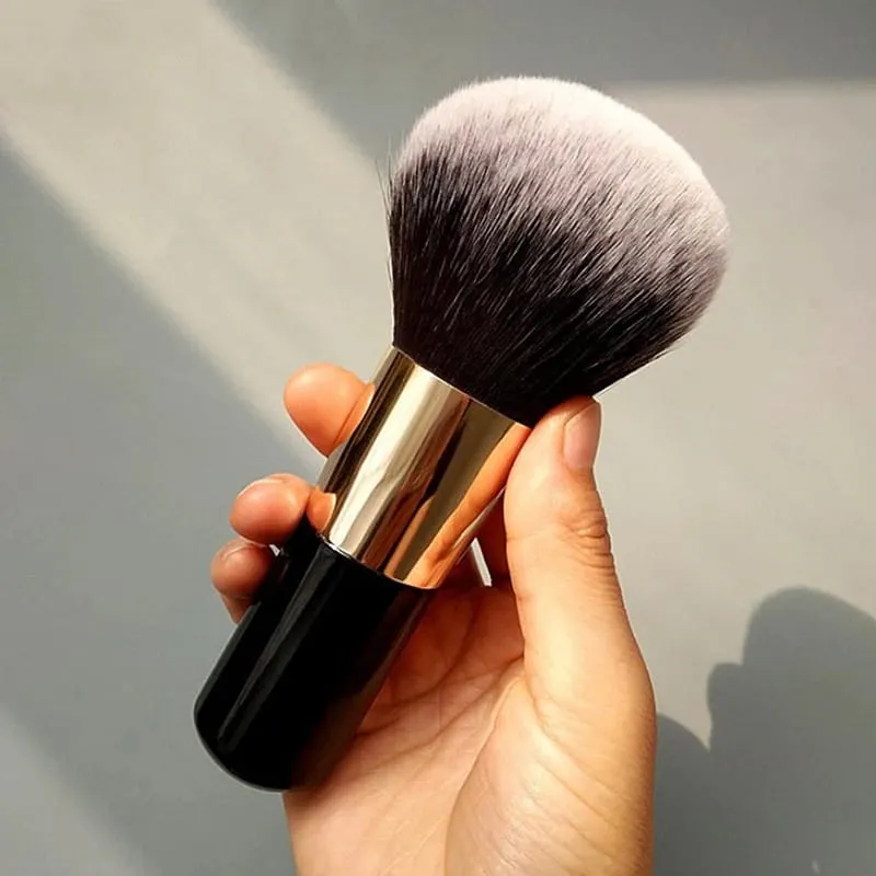 1 PC Big Size Makeup Brushes Foundation Powder Face Blush Brush Soft Face Blush Large Cosmetics Soft Foundation Make Up Tools — image 1