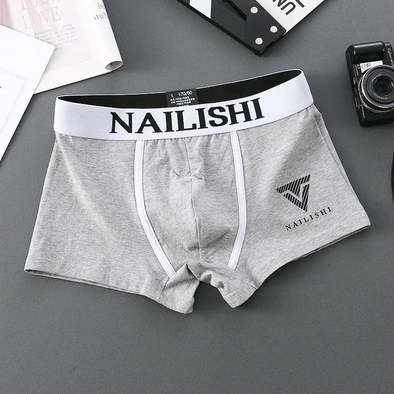 2 Piece Men's Underwear Burst of Cotton Breathable Youth Boxer Shorts Letter Trend Mid-waist Quadrangle Shorts Flat Corner Perso