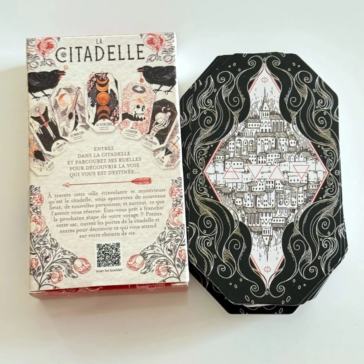 The Citadel 幻想神諭牌法文版塔羅牌娛樂遊戲適合家庭聚會桌遊神諭卡