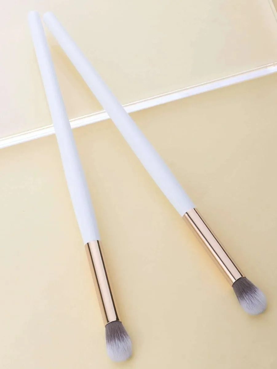 2pcs Platinum Eye Socket Details Blending Makeup Brushes Black Friday — image 2