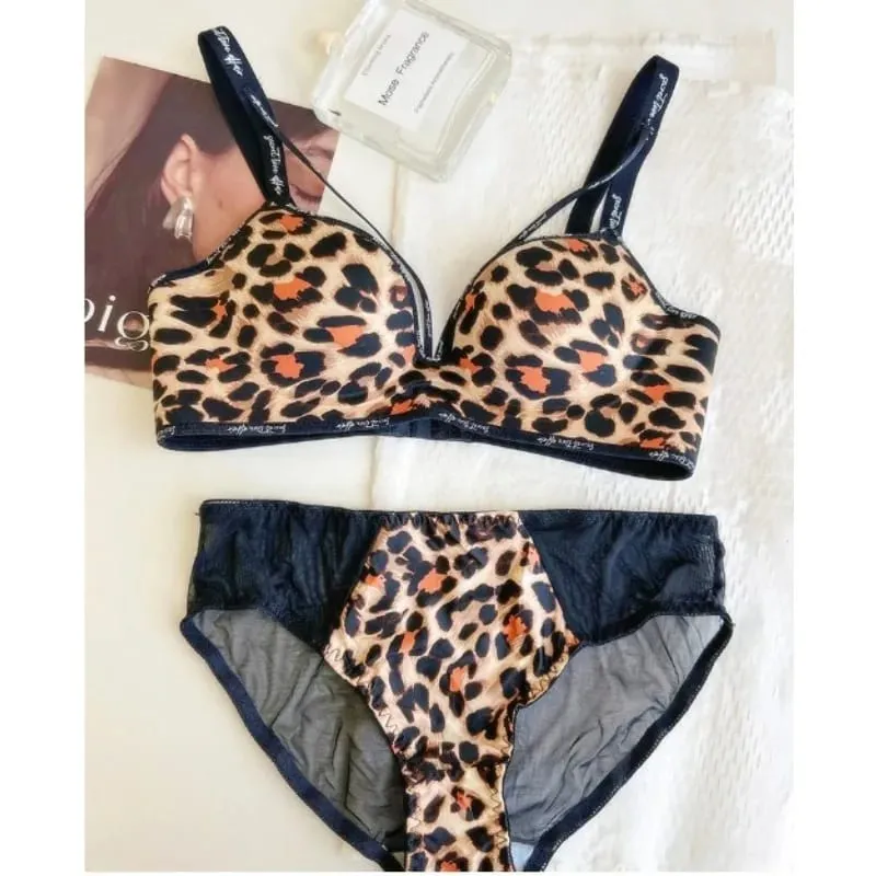 Stylish Leopard Print Seamless Wireless Lingerie Thin Comfortable Gather Small Breast Pretty Breast Shape Casual Wear S-XL Suit