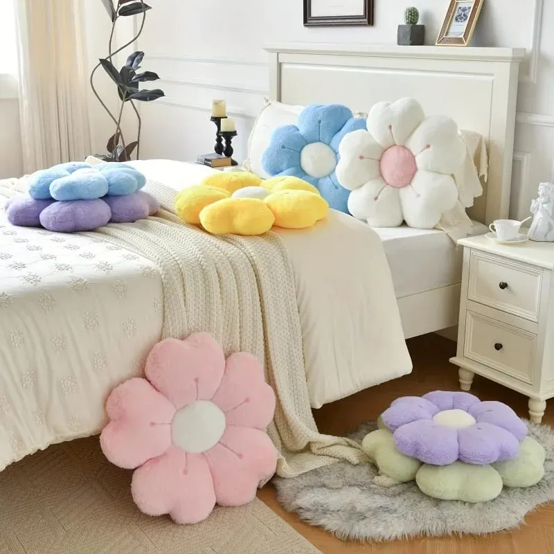 Soft Plush Flower-Shaped Plush Throw Pillow - Comfortable and Cute Mattress and Sofa Decor Cushion Chair Cushion Floor Cushion