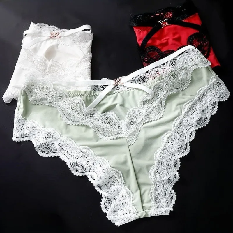 Bragas para hombre, calzoncillos con adornos de encaje, transpirables, de alta elasticidad, bolsa convexa 3D, ropa interior Sexy fina transparente