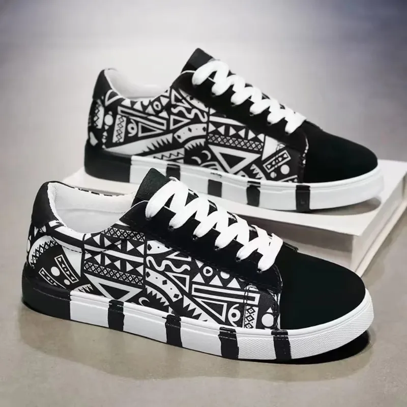 Men's Lightweight Breathable Canvas Shoes Versatile Flat Comfortable Casual Wear for Daily Use