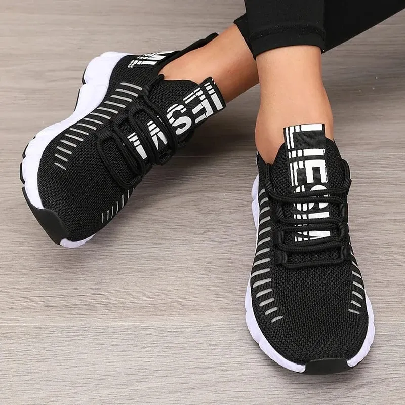 Women's Sports Shoes Mesh Lightweight Soft Sole Jogging Strap Breathable Fashion Sports Walking Casual Tennis Flat Shoes for Men