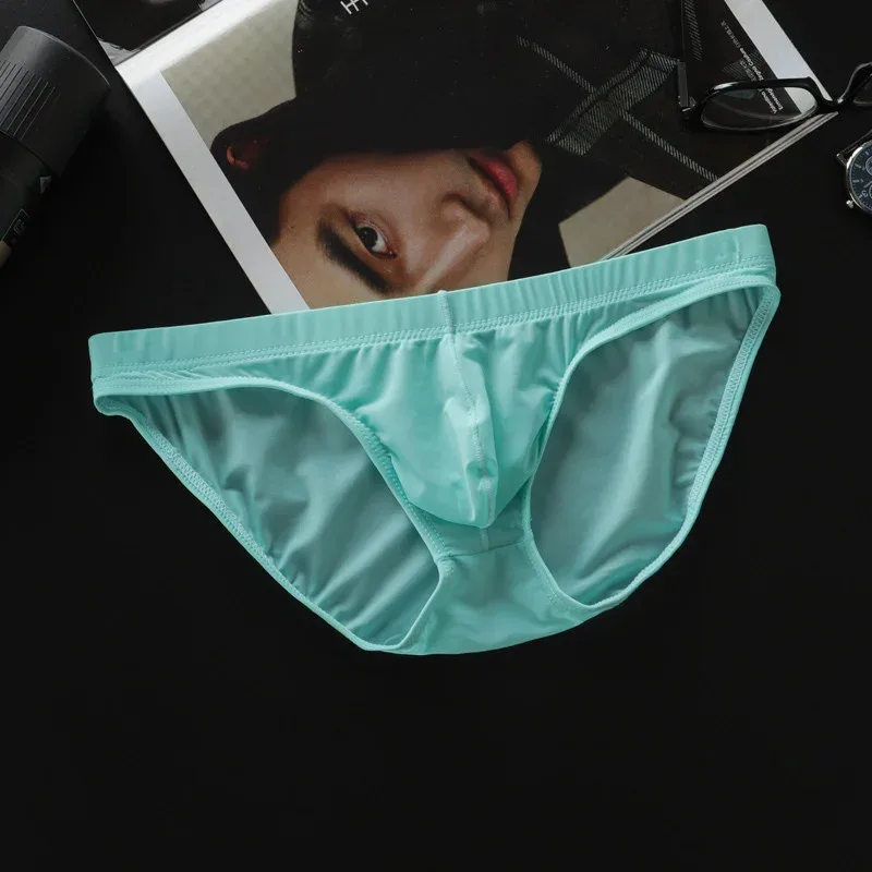 4 Pcs/pack M-4XL Ultra-thin Ice Silk Men Seamless Briefs Transparent Mens Sexy Bikini Underwear Male U Pouch Panties