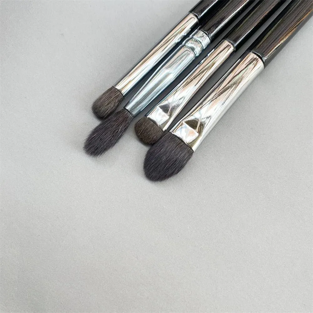 The professional Makeup Brushes Set 6Pcs All-Over Shadow Cheek Brush Powder Blending Beauty Cosmetics Blender Tool