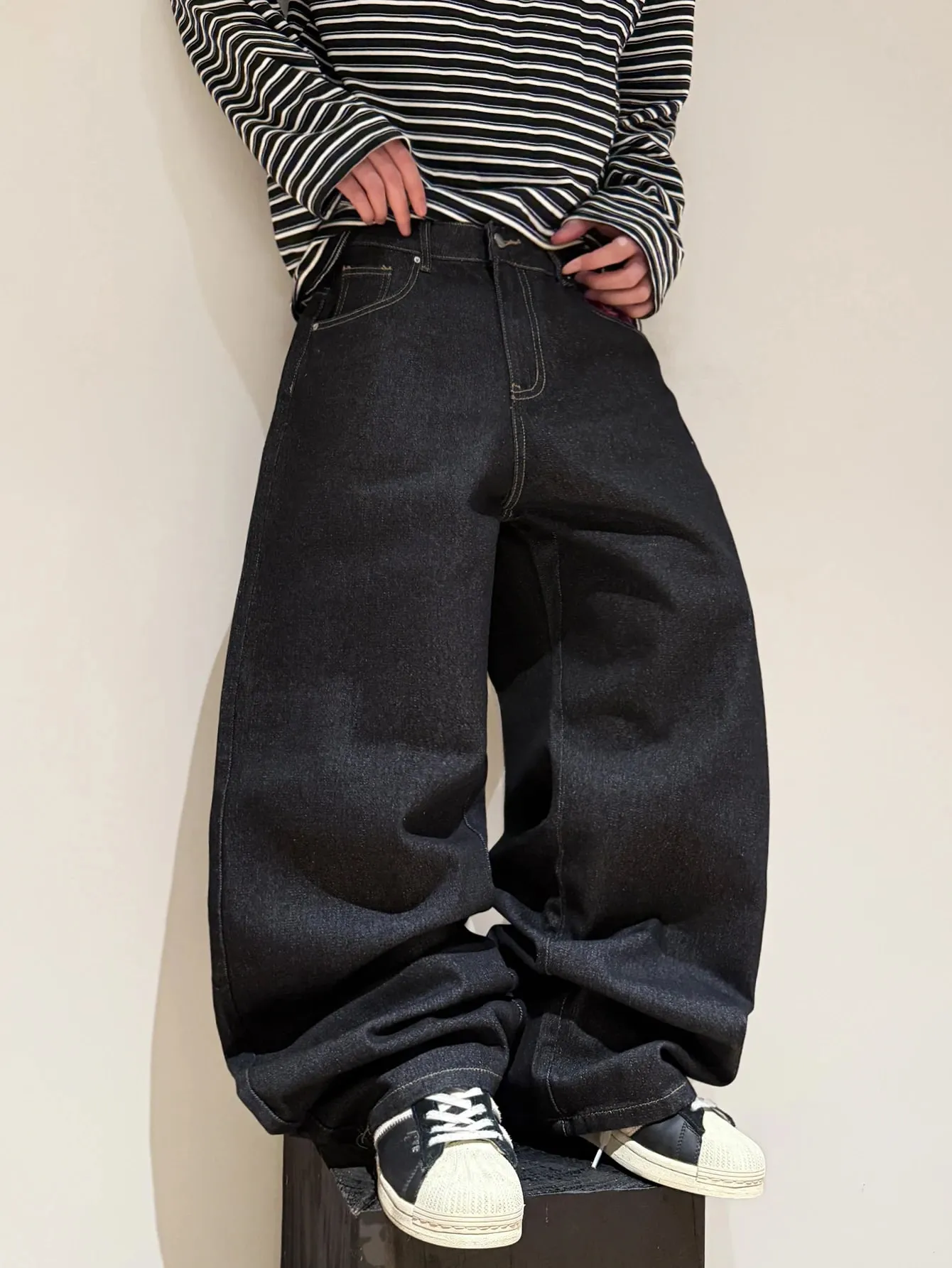 American Retro Tiger Broderi Design Sorte mænds løse brede jeans med brede ben Y2K Street Hip-Hop Trendy Alsidige bukser med lige ben — image 4