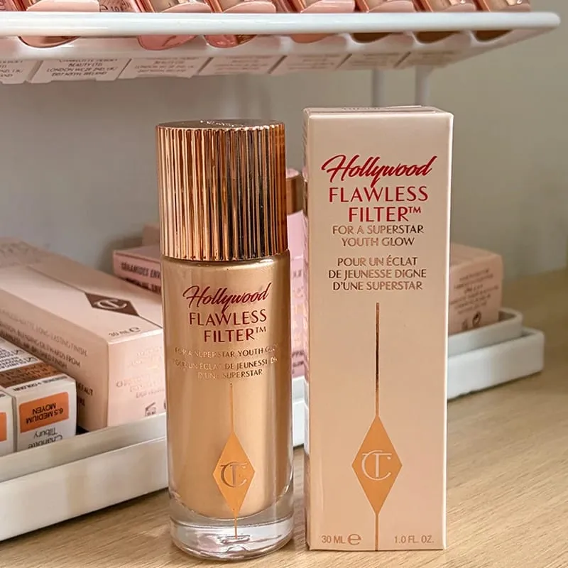 Charlotte Tilbury CT Highlighter Foundation hellt kontinuierlich die Textur des Make-up-Feuchtigkeits-Concealers im Puder auf