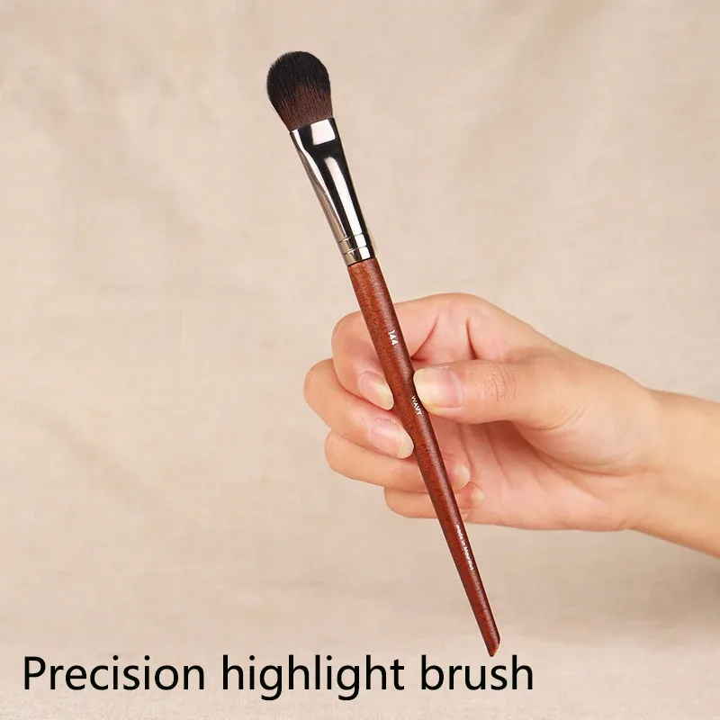 Professional Soft Makeup Brush Makeup Tools Liquid Foundation Concealer Make Up Brush Wood Handle Brushes Beauty Tool Wholesale