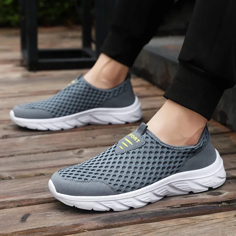 Breathable Men's Casual Sneakers Lightweight Men Vulcanized Shoes Outdoor Male Loafers Soft Big Size Casual Shoes Non-slip Flats