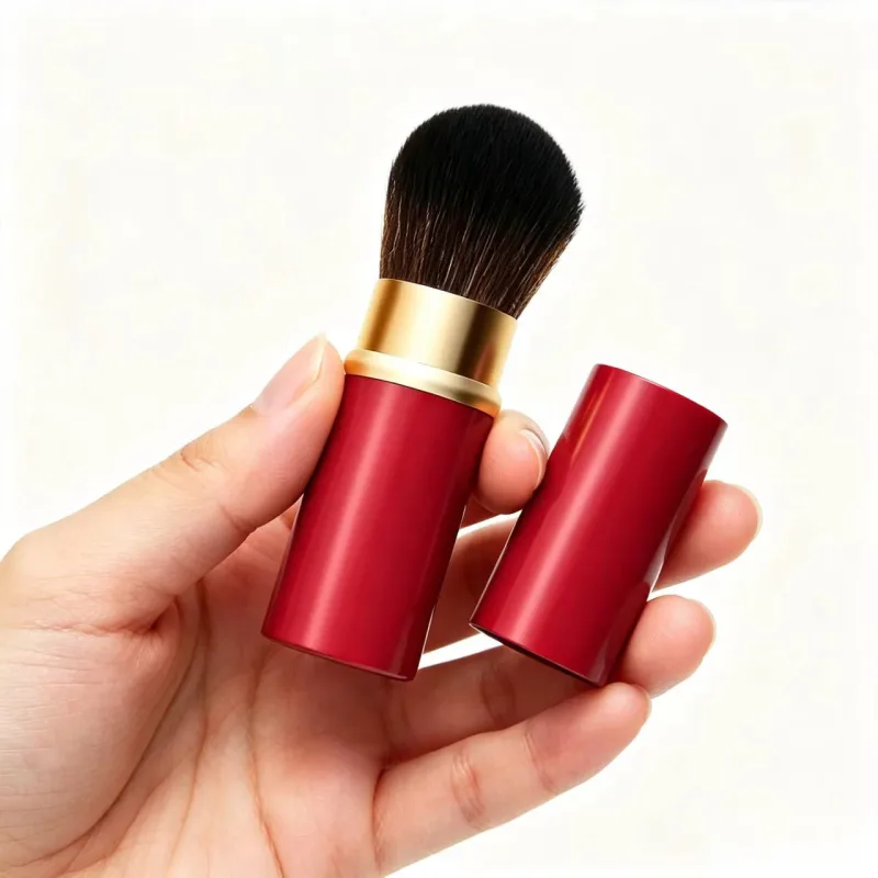 Travel-Ready Portable Telescopic Makeup Brushes Set - Metal Handle for Blush Contouring Powder Perfect Compact Size for On-the-G