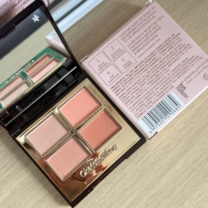 Luxury CT Makeup Suit Four Color Eyeshadow Palette Matte Setting Powder Facial Concealer Effect High-end Lipstick Lady Cosmetics