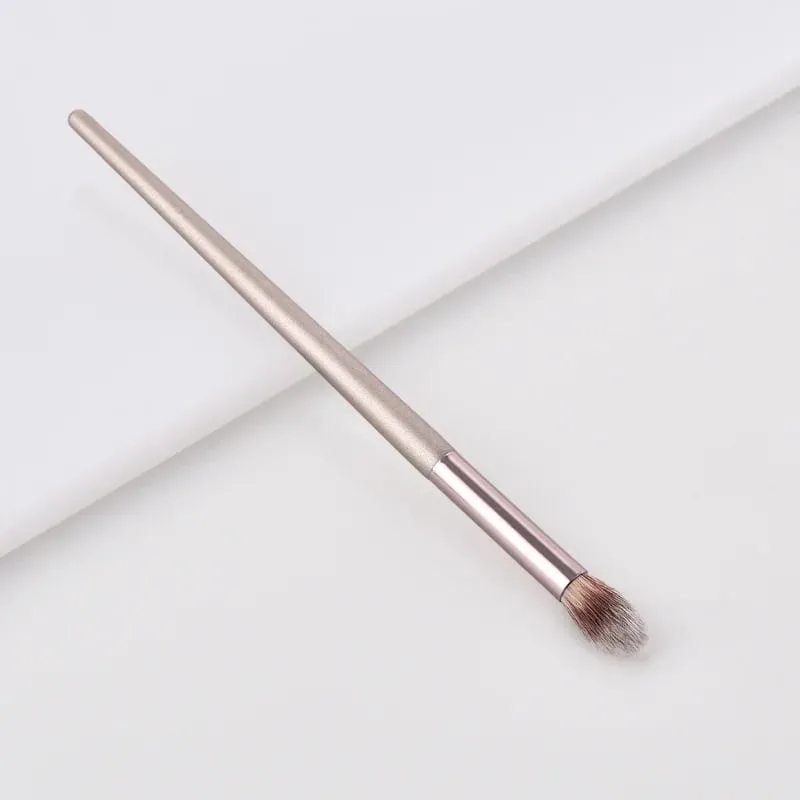 Champagne Colored Makeup Brushes Eye Shadow Eye Dark Circle Concealer Blending Cosmetic Brush Soft Brush for Women Makeup Tools