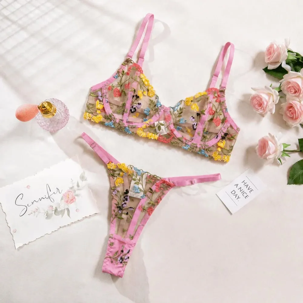 Set di biancheria intima floreale della Boemia in 2 pezzi Set di biancheria intima con ricamo trasparente Intimo Set di mutandine con reggiseno push-up con ferretto versatile per Lady Girl