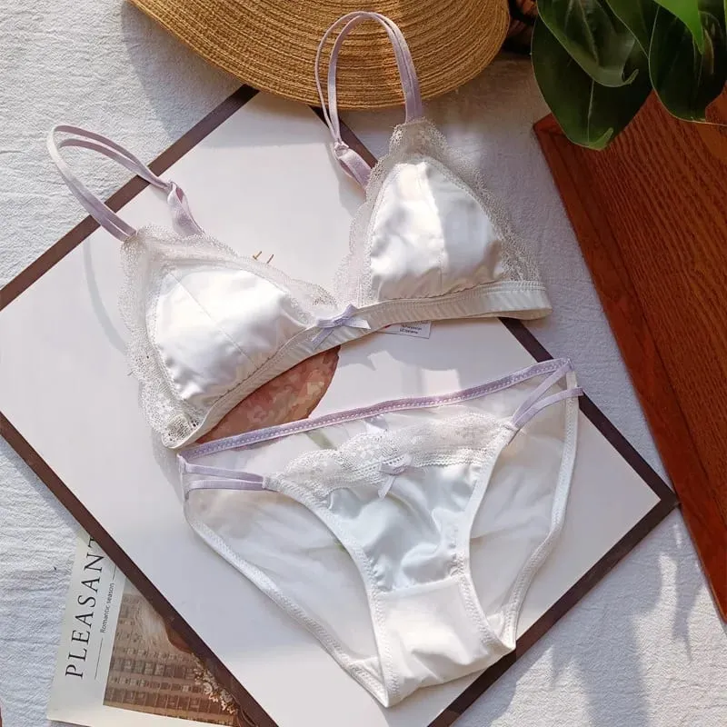Classic French Bralette Without Underwire Elegant Lace Small Cup Lingerie Fashion Girl 3-Piece Bra Set with Soft Shaped Cup