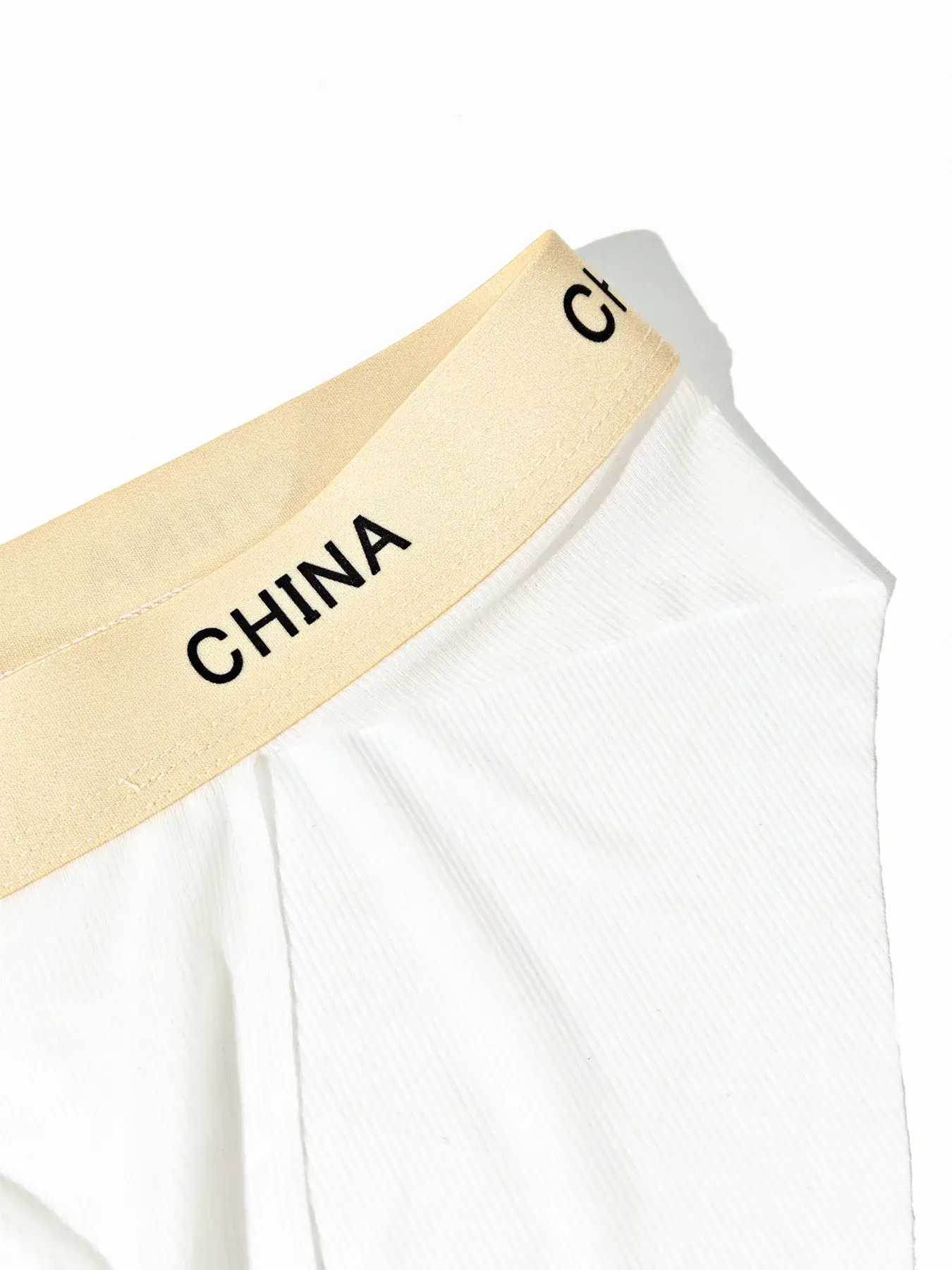 Men's Summer Ice Silk Triangle Boxer Shorts Breathable Sports Style Youth Underwear Soft Skin-Friendly Thin Briefs Fashionable